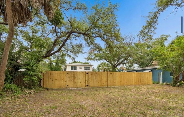 725 21ST AVENUE S, St Petersburg, FL 33705