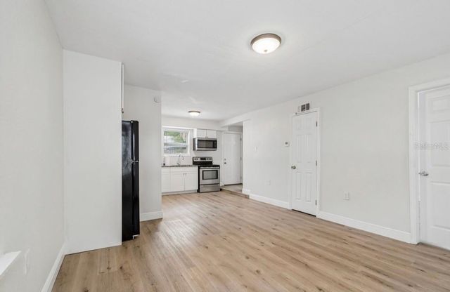 725 21ST AVENUE S, St Petersburg, FL 33705