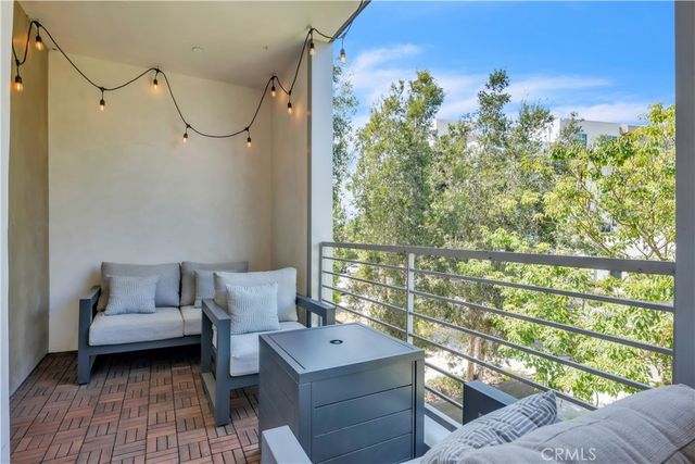 532 W Elk Avenue 1, Glendale, CA 91204