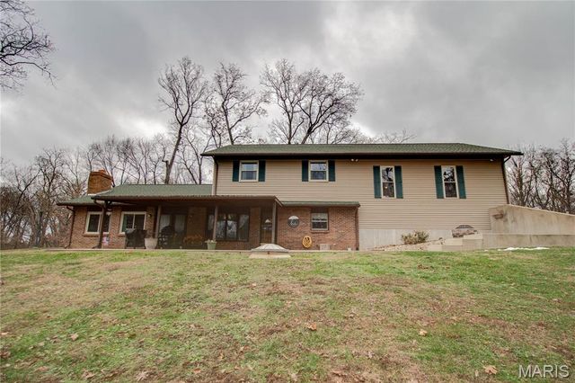 32952 Crystal Lake Road, Jerseyville, IL 62052