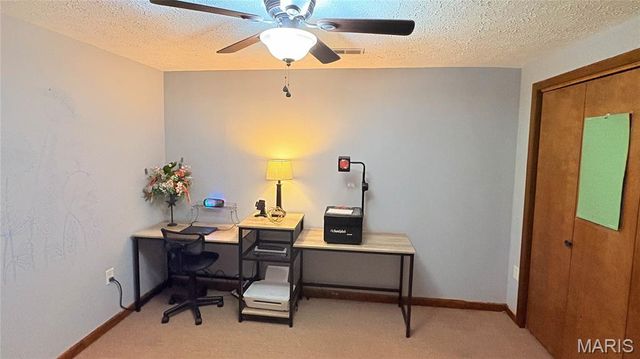 32952 Crystal Lake Road, Jerseyville, IL 62052