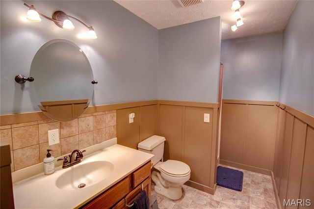 32952 Crystal Lake Road, Jerseyville, IL 62052