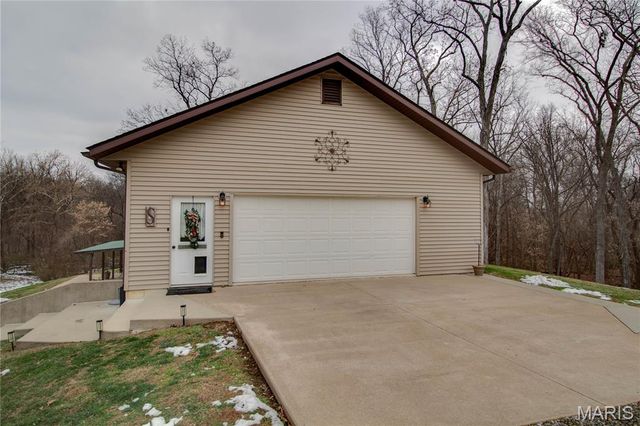 32952 Crystal Lake Road, Jerseyville, IL 62052