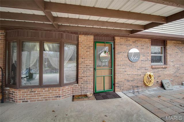 32952 Crystal Lake Road, Jerseyville, IL 62052