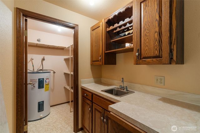 334 Burchett Road, Onalaska, WA 98570