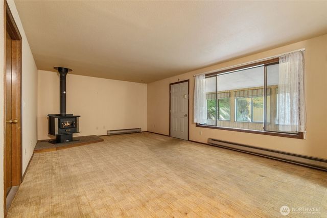 334 Burchett Road, Onalaska, WA 98570