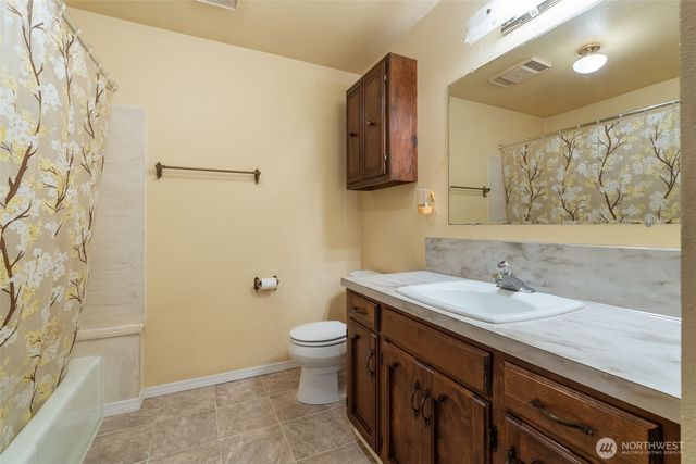 334 Burchett Road, Onalaska, WA 98570