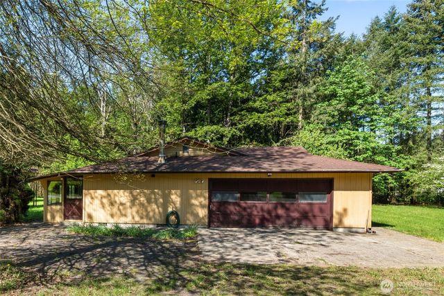 334 Burchett Road, Onalaska, WA 98570
