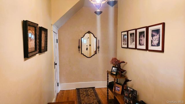 51 Lincoln Avenue, Poughkeepsie, NY 12601