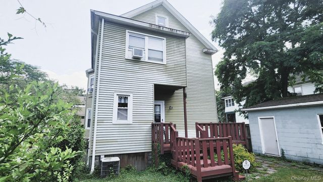 51 Lincoln Avenue, Poughkeepsie, NY 12601