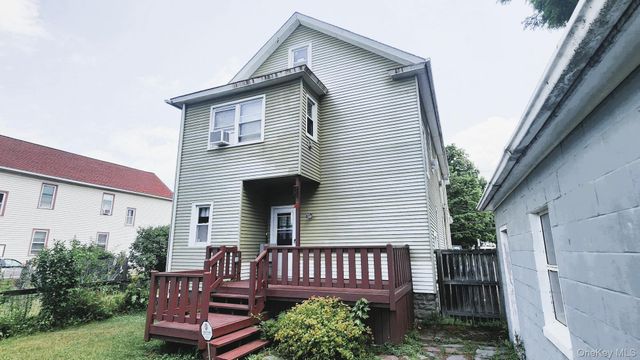 51 Lincoln Avenue, Poughkeepsie, NY 12601