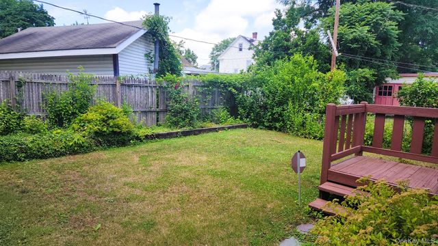 51 Lincoln Avenue, Poughkeepsie, NY 12601