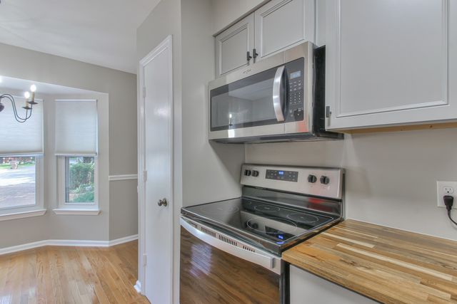 2344 Tally Green Ct, Nashville, TN 37214