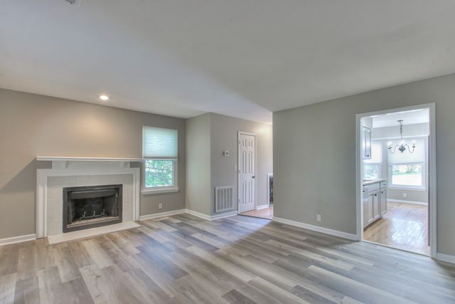2344 Tally Green Ct, Nashville, TN 37214