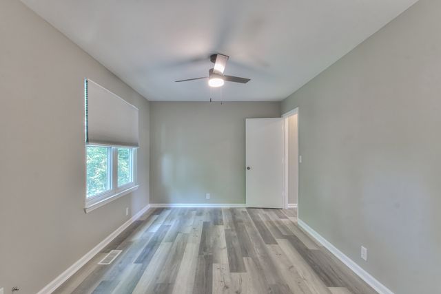 2344 Tally Green Ct, Nashville, TN 37214
