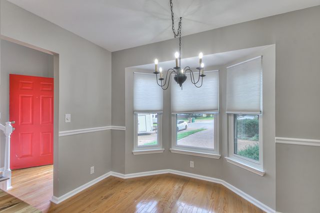 2344 Tally Green Ct, Nashville, TN 37214