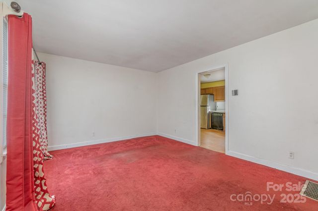 2819 Denview Lane, Charlotte, NC 28208