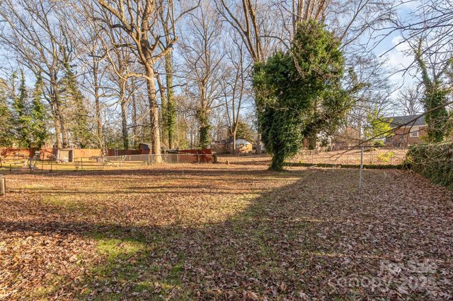 2819 Denview Lane, Charlotte, NC 28208