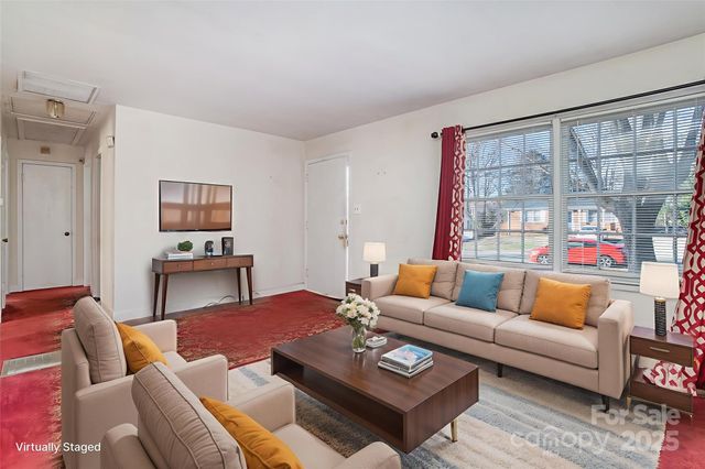 2819 Denview Lane, Charlotte, NC 28208