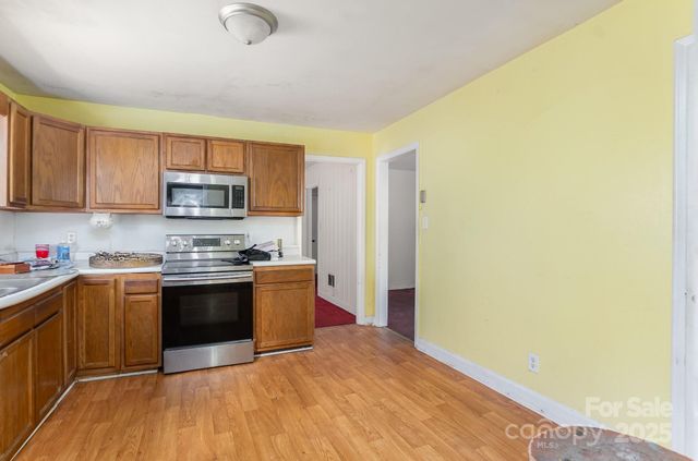 2819 Denview Lane, Charlotte, NC 28208