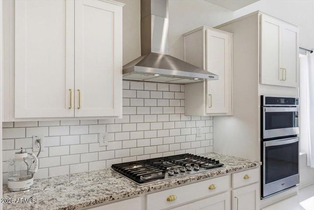 2435 E Saint Catherine Avenue, Phoenix, AZ 85042