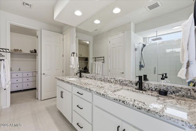 2435 E Saint Catherine Avenue, Phoenix, AZ 85042