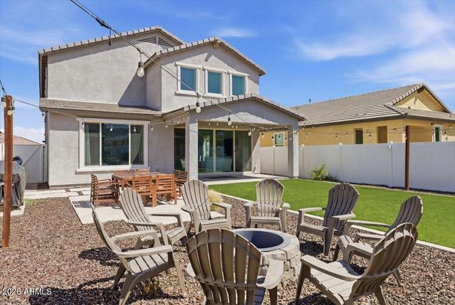 2435 E Saint Catherine Avenue, Phoenix, AZ 85042