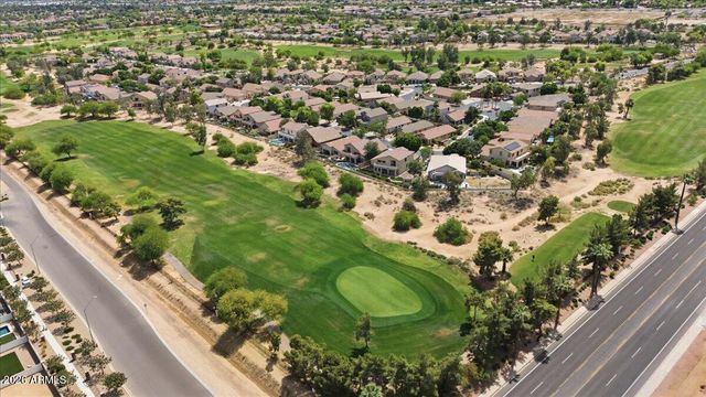 2435 E Saint Catherine Avenue, Phoenix, AZ 85042