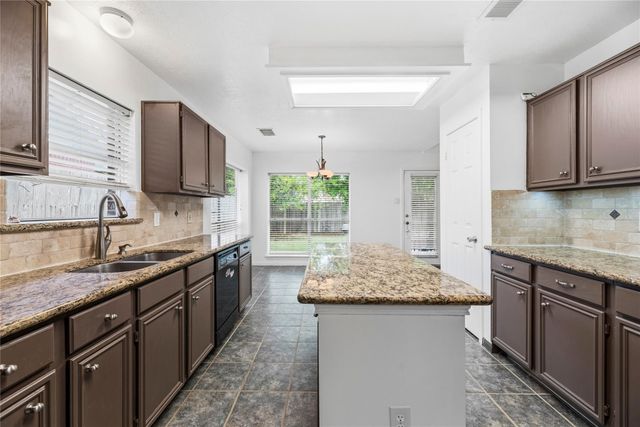 16423 Maple Downs Lane, Sugar Land, TX 77498