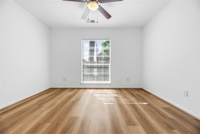 16423 Maple Downs Lane, Sugar Land, TX 77498