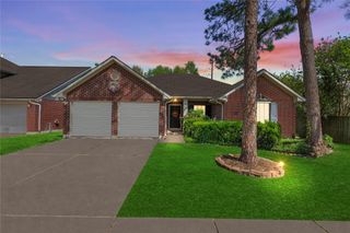 16423 Maple Downs Lane, Sugar Land, TX 77498