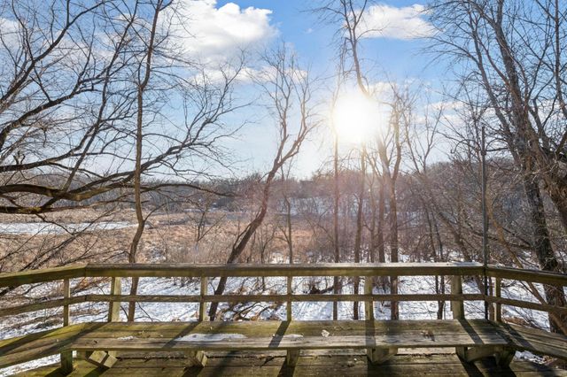 18213 Hermitage Way, Minnetonka, MN 55345