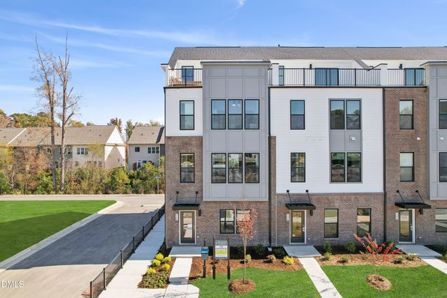 2736 Kempthorne Road, Cary, NC 27519