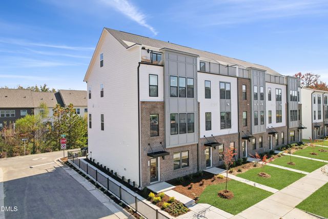 2736 Kempthorne Road, Cary, NC 27519