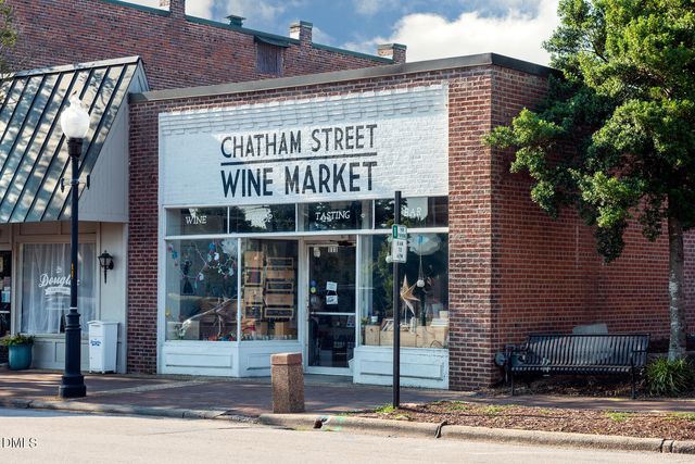 2736 Kempthorne Road, Cary, NC 27519