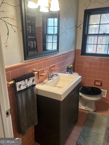 1406 Canterbury Road, Griffin, GA 30223