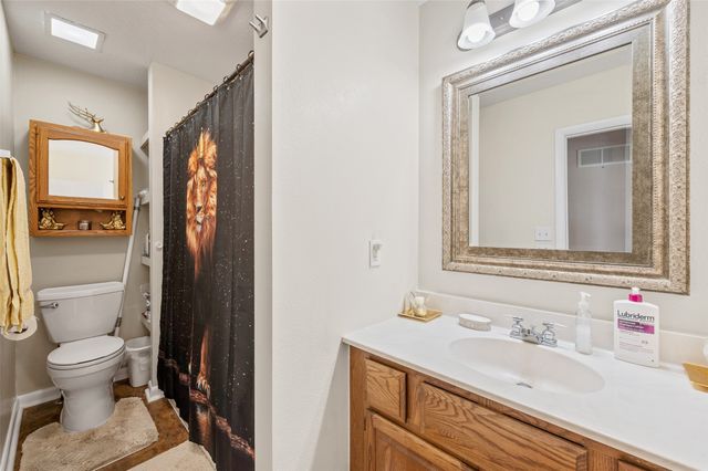 4989 SE 72nd Avenue, Carlisle, IA 50047