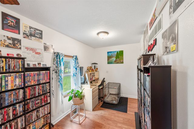 4989 SE 72nd Avenue, Carlisle, IA 50047