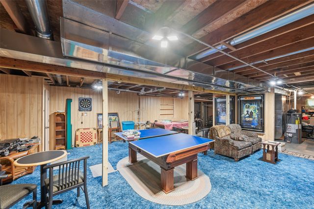 4989 SE 72nd Avenue, Carlisle, IA 50047