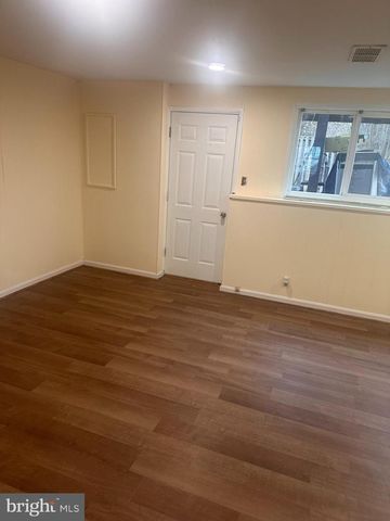 5936 SPRUCE RUN CT, Centreville, VA 20121