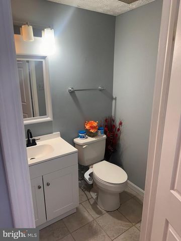 5936 SPRUCE RUN CT, Centreville, VA 20121