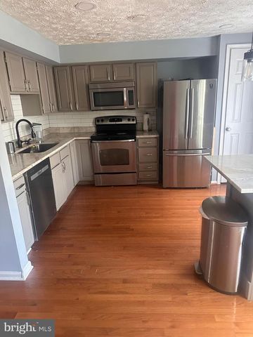 5936 SPRUCE RUN CT, Centreville, VA 20121