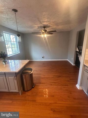 5936 SPRUCE RUN CT, Centreville, VA 20121