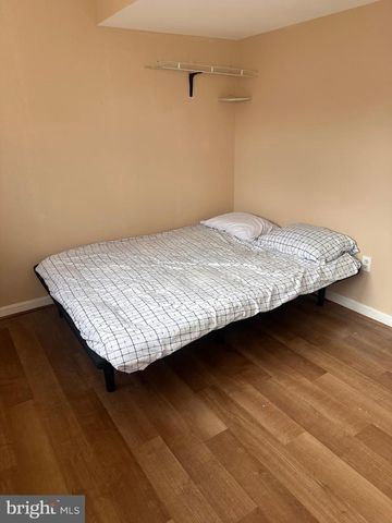 5936 SPRUCE RUN CT, Centreville, VA 20121