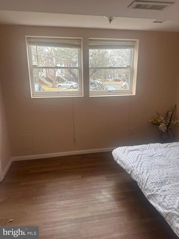 5936 SPRUCE RUN CT, Centreville, VA 20121