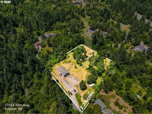 2755 E 38TH Ave, Eugene, OR 97405