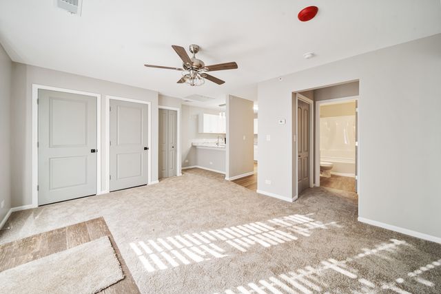 5 S Virginia Road 8, Crystal Lake, IL 60014