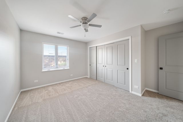 5 S Virginia Road 8, Crystal Lake, IL 60014