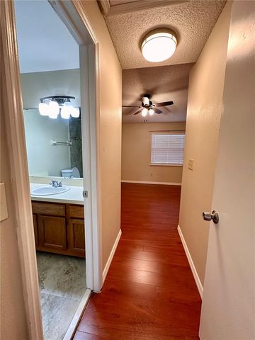 8713 LIBERTY PLACE, Tampa, FL 33615