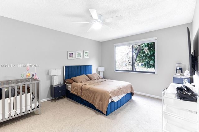 2836 W River Run Cir W, Miramar, FL 33025